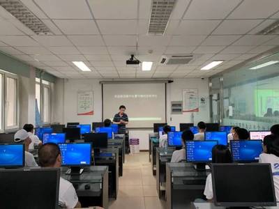 北京師范大學(xué)分營信息技術(shù)自主研究性學(xué)習(xí)活動成功舉辦，青少年共探網(wǎng)絡(luò)技術(shù)服務(wù)新視野